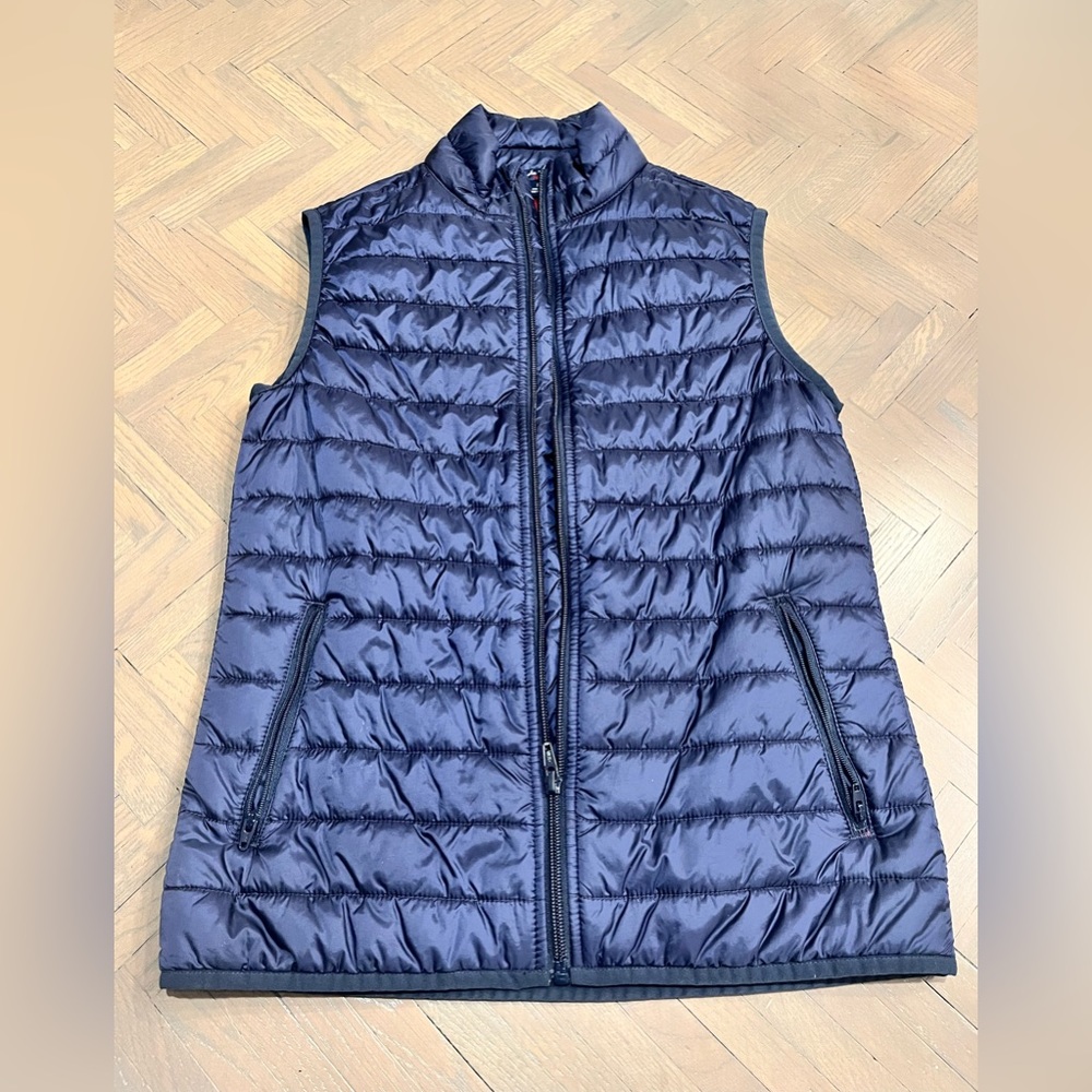 Brooks brothers Vest, never worn no tags